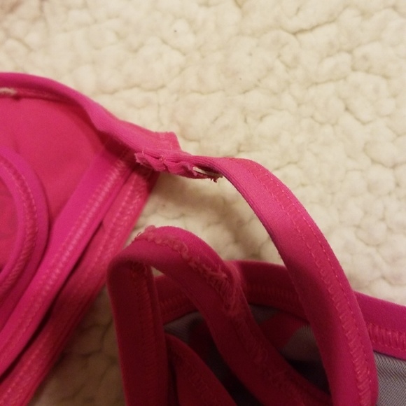 Lululemon running tank with built in bra - Picture 5 of 5